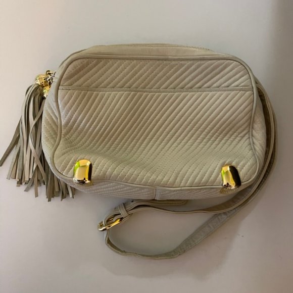 Vintage J Tiras Crossbody/Shoulder Ivory Bag Multi-Compartments, Tassels - Picture 10 of 12